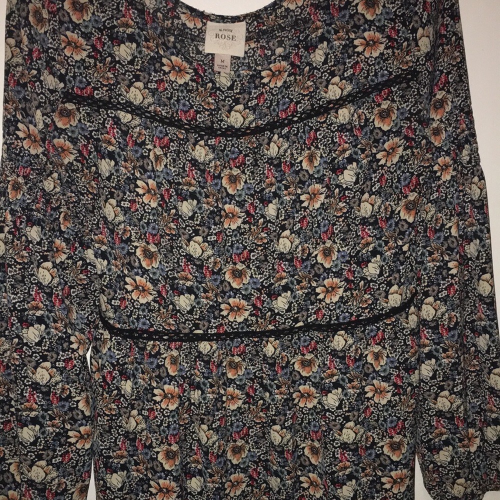 Gently worn medium floral shirt